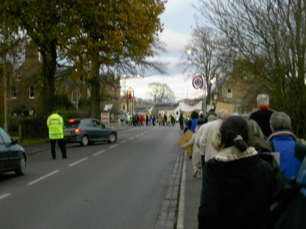 Beauly welcomes the marchers